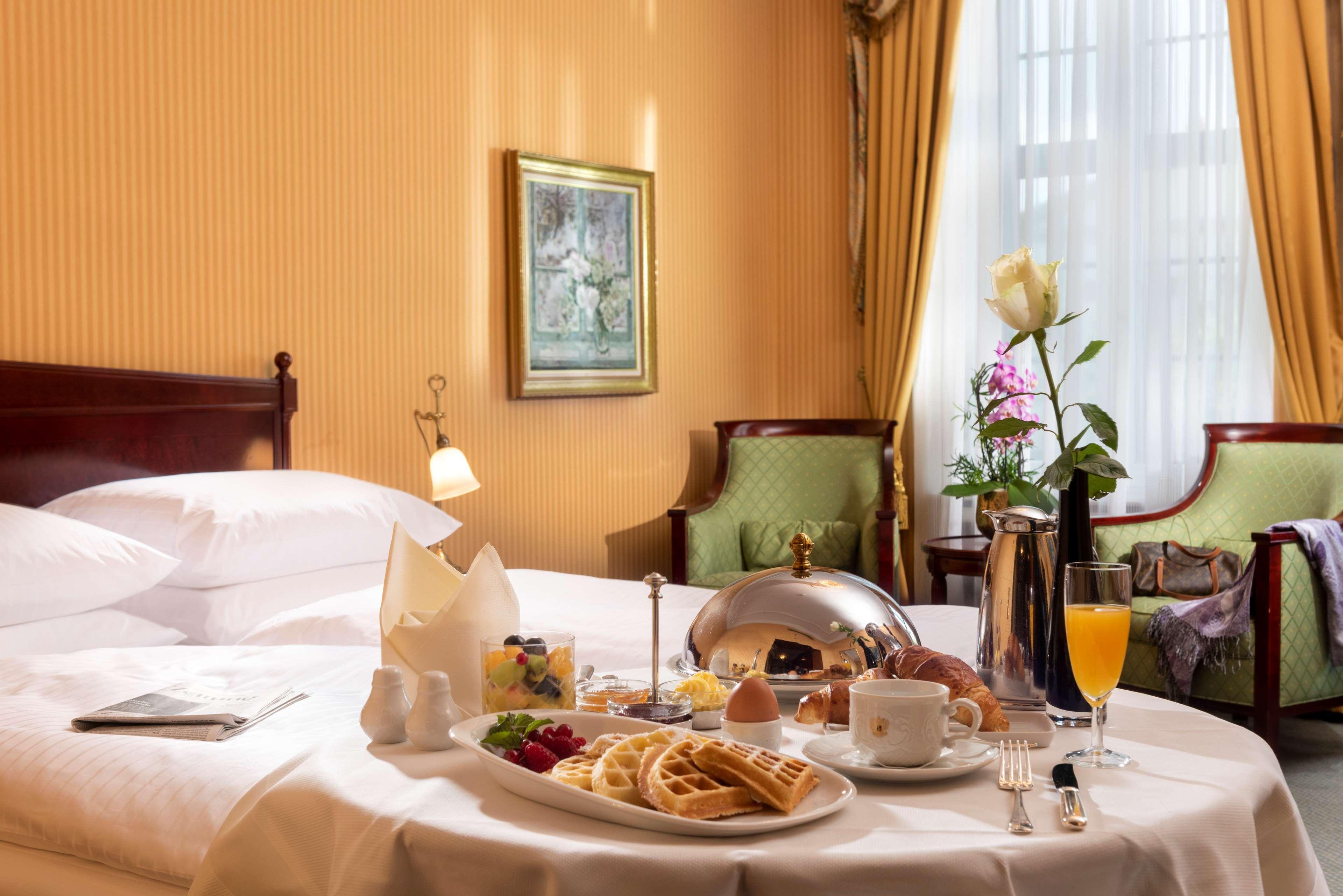 Best Western Premier Grand Hotel Russischer Hof Weimar  Bagian luar foto