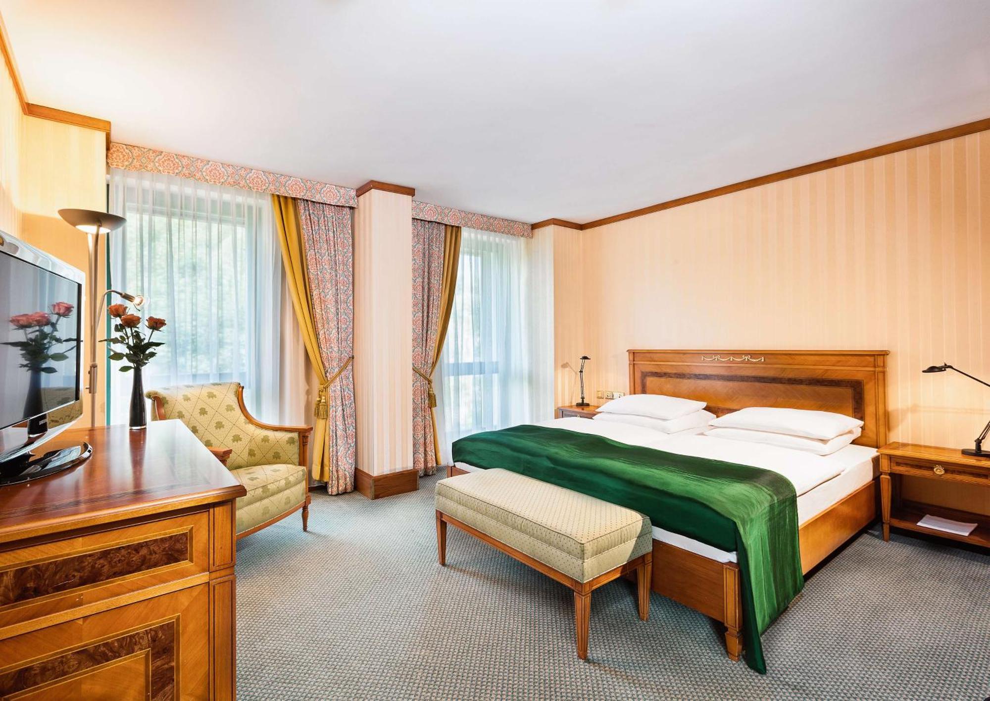 Best Western Premier Grand Hotel Russischer Hof Weimar  Bagian luar foto