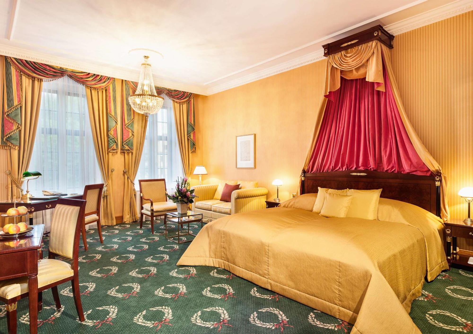 Best Western Premier Grand Hotel Russischer Hof Weimar  Bagian luar foto