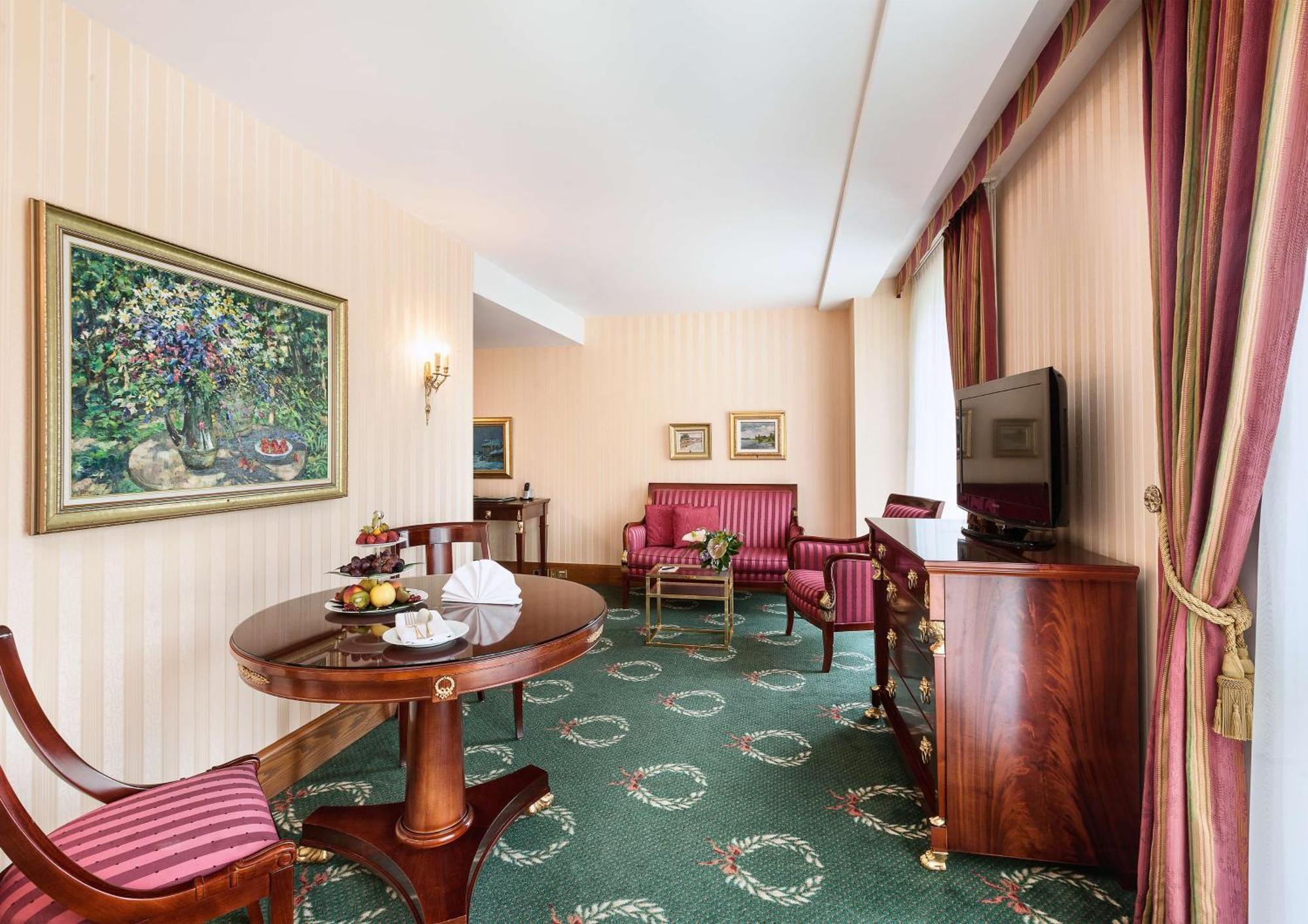 Best Western Premier Grand Hotel Russischer Hof Weimar  Bagian luar foto